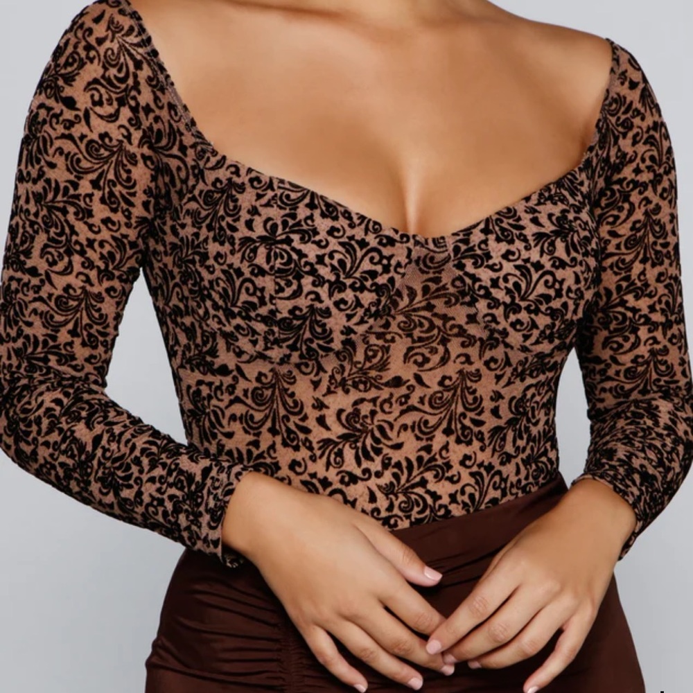 NEW Windsor Sultry Details Bustier Long Sleeve Black/Tan Velvet Floral Bodysuit